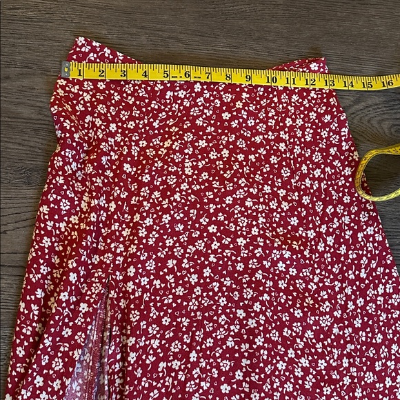 Reformation Zoe Skirt last tango - size 2 NWT - Picture 6 of 11